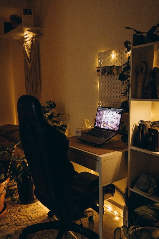 Tips for Creating a Relaxing Home Office Environment